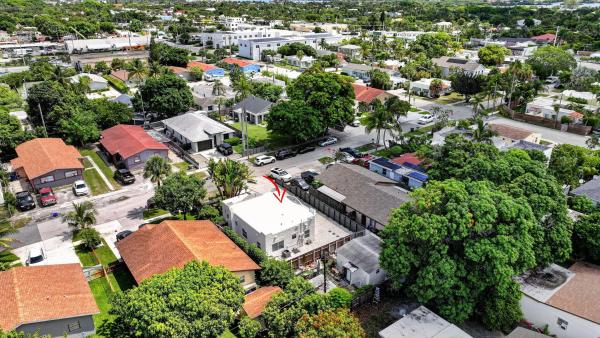 516 Independence Rd #1, West Palm Beach, Florida 33405, image 2