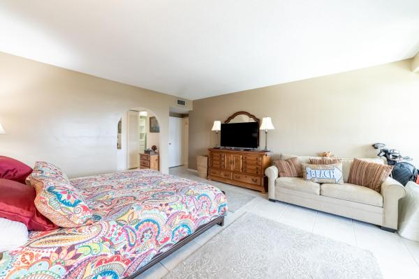 La Bonne Vie, 3475 S Ocean Blvd #5080, Palm Beach, Florida 33480, image 3