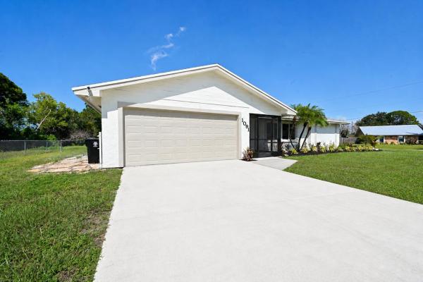 Riverview, 1091 SE Preston Ln, Port St. Lucie, Florida 34983, image 2
