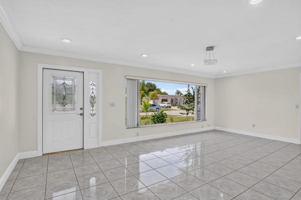 Palmetto Pines, 4602 Bison St, Boca Raton, Florida 33428, image 2