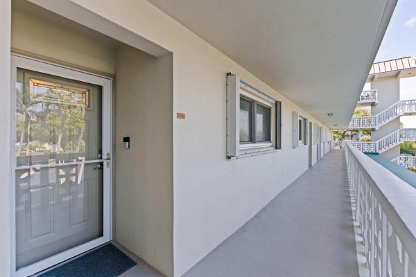 Landings East, 52 Yacht Club Dr #204, North Palm Beach, Florida 33408, image 2