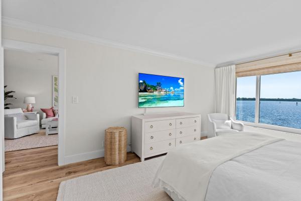 Landings East, 52 Yacht Club Dr #204, North Palm Beach, Florida 33408, image 1