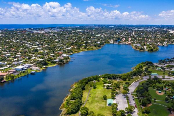 Lake Eden, 3815 S Lake Dr, Boynton Beach, Florida 33435, image 1