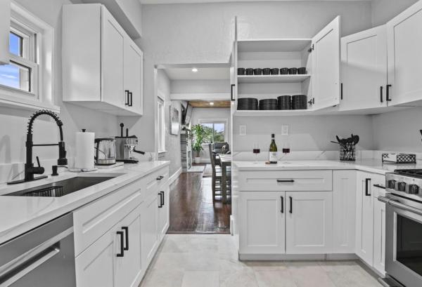 Estates Of South Palm Beach, 424 Malverne Rd, West Palm Beach, Florida 33405, image 2