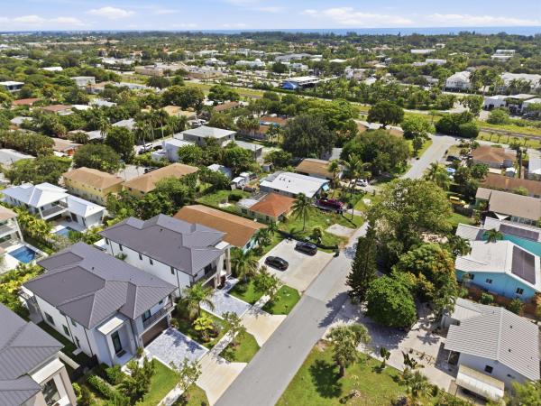 Dell Park, 245 NE 11th St, Delray Beach, Florida 33444, image 1