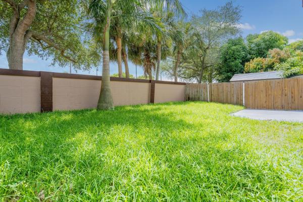Hammocks At Riverglen, 4250 NW 1st Pl, Deerfield Beach, Florida 33442, image 1