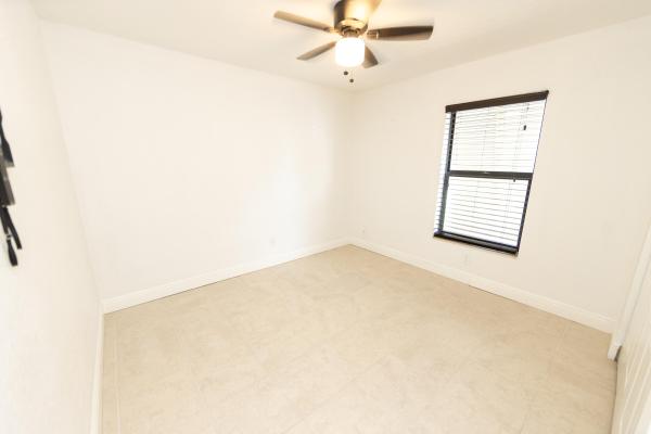 Villas West, 11060 S Lakeview Dr, Pembroke Pines, Florida 33026, image 3