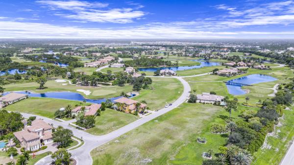 Tesoro Club, 120 SE Via Verona, Port St. Lucie, Florida 34984, image 3