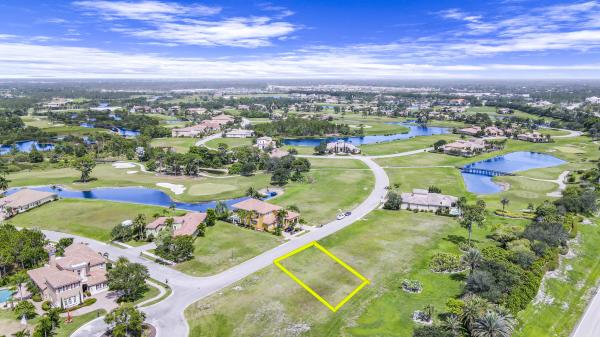 Tesoro Club, 120 SE Via Verona, Port St. Lucie, Florida 34984, image 3