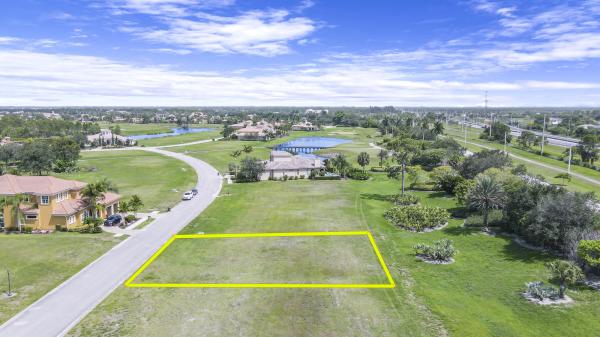 Tesoro Club, 120 SE Via Verona, Port St. Lucie, Florida 34984, image 1