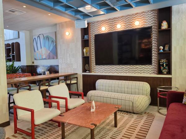 1611 SW 2nd Ave #808, Miami, Florida 33129, image 3
