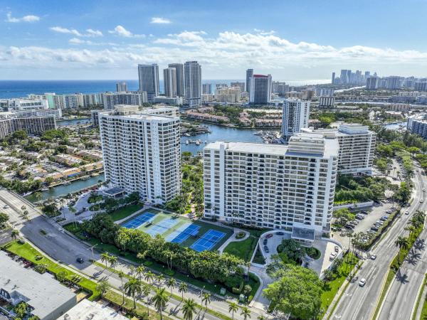 The Olympus Towers, 600 Three Islands Blvd #801, Hallandale Beach, Florida 33009, image 3