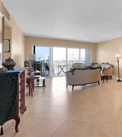 Aristocrat Ocean & Lakeview, 1200 Hibiscus Ave #PH-3, Pompano Beach, Florida 33062, image 3