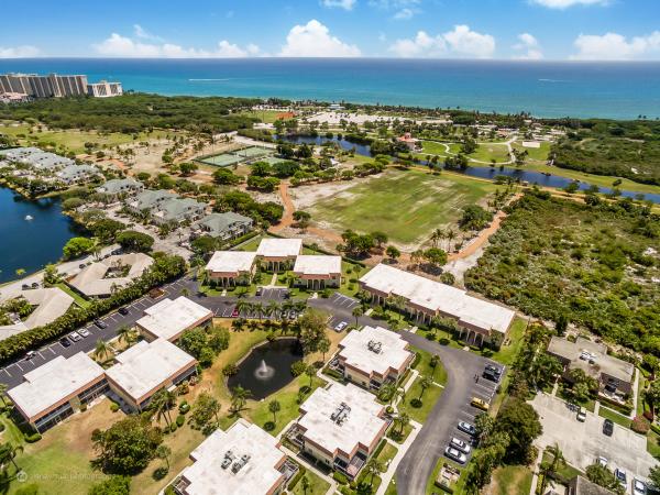 Villas On The Green, 717 S Us Highway 1 #304, Jupiter, Florida 33477, image 1