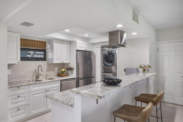 Bagattelle, 13334 Polo Club Rd #228, Wellington, Florida 33414, image 2
