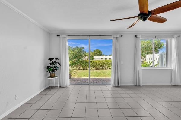 Parkside Village, 3028 N Evergreen Cir, Boynton Beach, Florida 33426, image 2