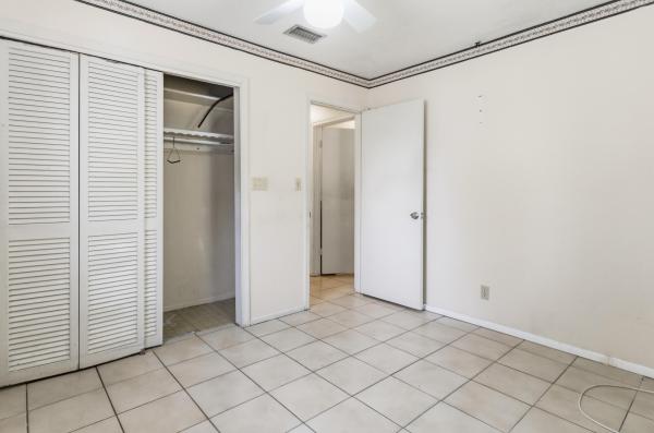 Mainlands Of Tamarac Lakes, 4818 NW 58th St, Tamarac, Florida 33319, image 1