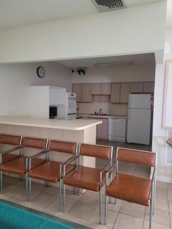 Le Chateau Royal, 3540 S Ocean Blvd #602, South Palm Beach, Florida 33480, image 2
