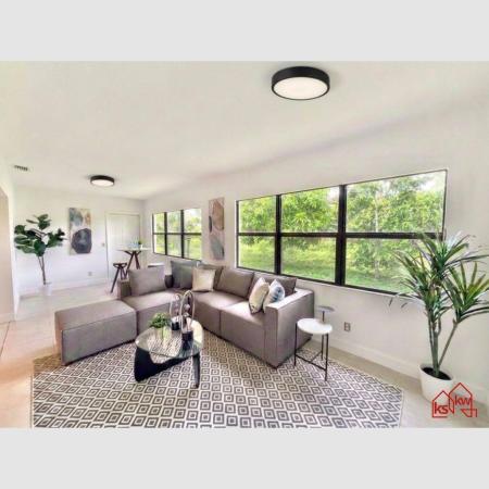 Greenbriar, 10335 Greenbriar Ct, Boca Raton, Florida 33498, image 2