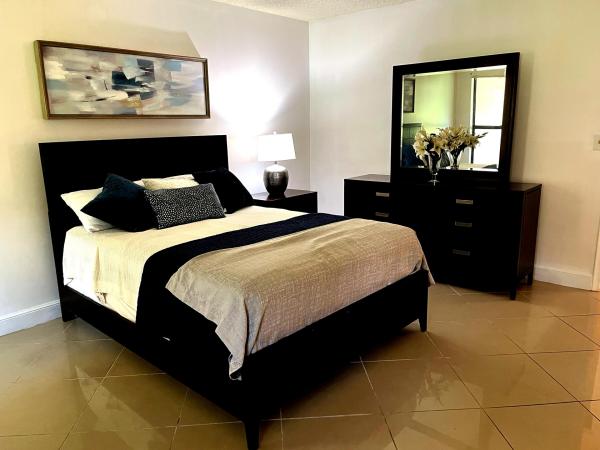 Greenbriar, 10335 Greenbriar Ct, Boca Raton, Florida 33498, image 1