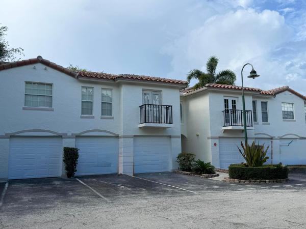 Bay Reach, 1105 Lake Shore Dr #104, Lake Park, Florida 33403, image 2