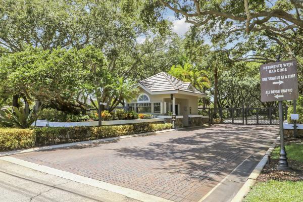 18691 SE Lakeside Way, Jupiter, Florida 33469, image 3