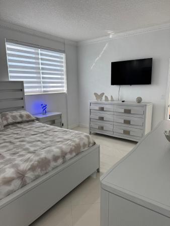 3901 S Ocean Dr #PH-16P, Hallandale Beach, Florida 33019, image 1
