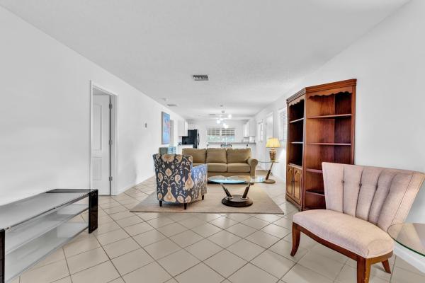506 Sandpiper Cir, Delray Beach, Florida 33445, image 2