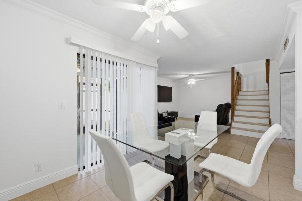 Jupiter Village, 301 Lakewood Dr #8A, Jupiter, Florida 33458, image 2