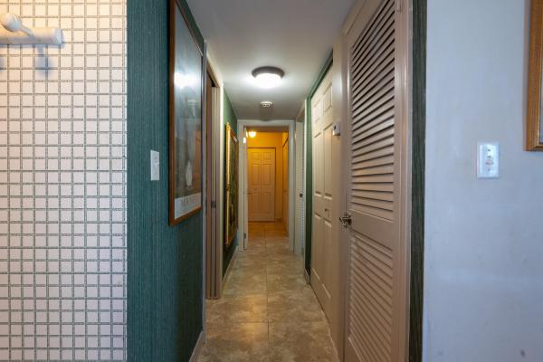 Le Chateau Royal, 3540 S Ocean Blvd #207, South Palm Beach, Florida 33480, image 1