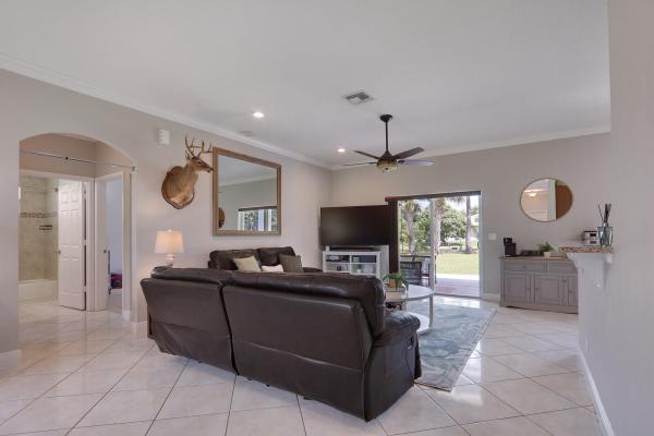 16605 64th Pl N, Loxahatchee, Florida 33470, image 1