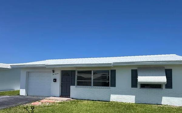 Palm Beach Leisureville, 514 SW 20th St, Boynton Beach, Florida 33426, image 1