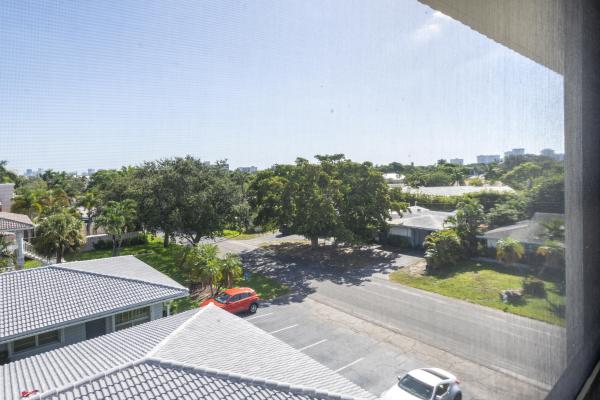 Coral Ridge East, 4501 NE 21st Ave #412, Fort Lauderdale, Florida 33308, image 2