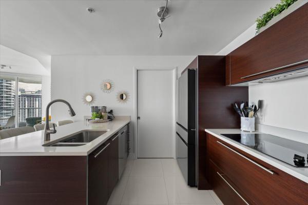 Quantum On The Bay, 1900 N Bayshore Dr #2312, Miami, Florida 33132, image 2