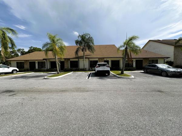 Parkside Green Villas, 1040 Parkside Green Dr #C, Greenacres, Florida 33415, image 3