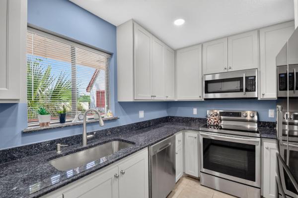 The Shores At Wellington, 12524 Shoreline Dr #404, Wellington, Florida 33414, image 3