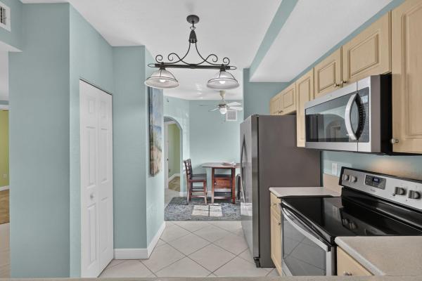 4721 Lucerne Lakes Blvd E #711, Lake Worth, Florida 33467, image 1