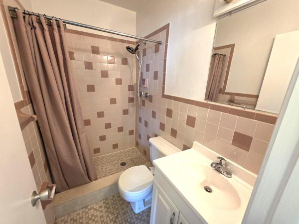 Tarelton Manor, 2100 NE 38th St #219, Lighthouse Point, Florida 33064, image 1