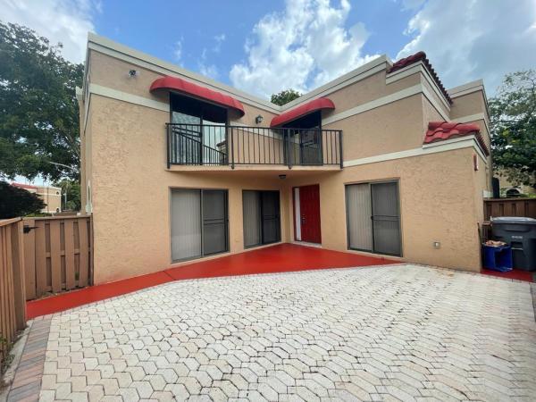 Banyan Lake, 8243 Thames Blvd #D, Boca Raton, Florida 33433, image 3