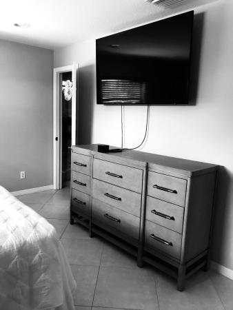 Thumb Point, 1672 Thumb Point Dr, Fort Pierce, Florida 34949, image 1