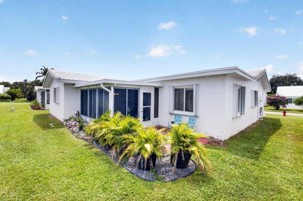 Palm Beach Leisureville, 2116 SW 22nd Ct, Boynton Beach, Florida 33426, image 1