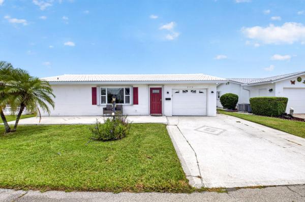 Palm Beach Leisureville, 2116 SW 22nd Ct, Boynton Beach, Florida 33426, image 2