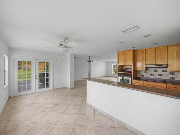 Swan Park, 1149 SW Hogan St, Port St. Lucie, Florida 34983, image 1