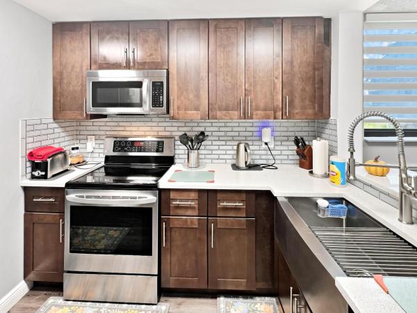 Isles Of Inverrary, 6575 W Oakland Park Blvd #101, Lauderhill, Florida 33313, image 3