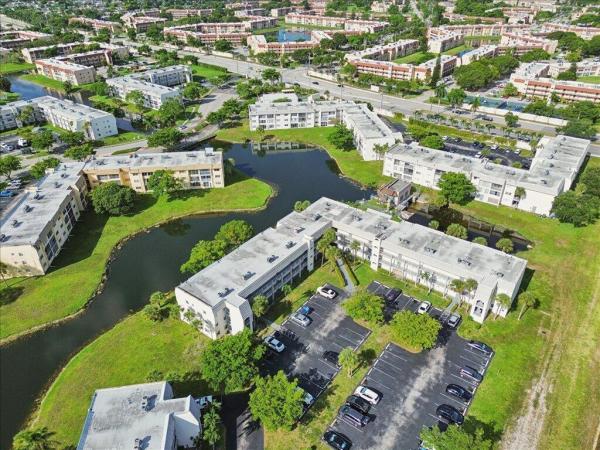 Sunrise Lakes 2, 8510 Sunrise Lakes Blvd #301, Sunrise, Florida 33322, image 2