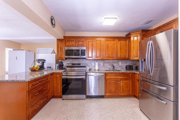 Woodlawn, 429 Summa St, West Palm Beach, Florida 33405, image 3