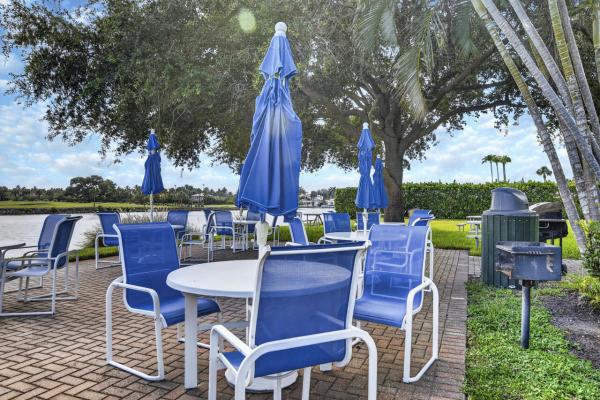 Gemini, 336 Golfview Rd #605, North Palm Beach, Florida 33408, image 3