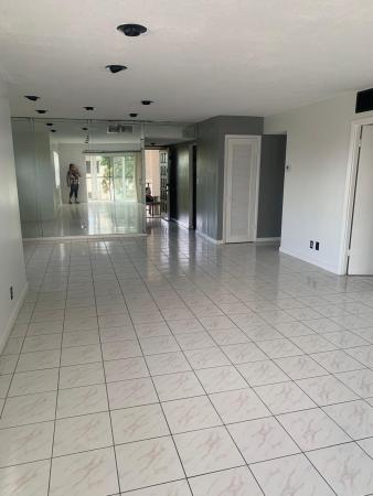The Lakes Of Inverrary, 3360 Spanish Moss Ter #413, Lauderhill, Florida 33319, image 2