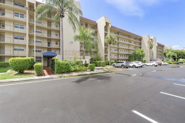 3590 Via Poinciana #107, Lake Worth, Florida 33467, image 1