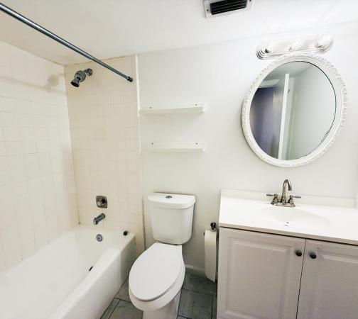 Golfview Harbour Townhouses, 1437 Princeton Ln, Boynton Beach, Florida 33426, image 1